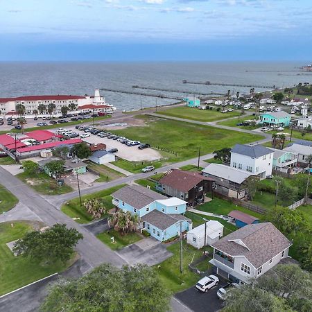 Beautiful Rockport Townhome - Walk To Aransas Bay! エクステリア 写真