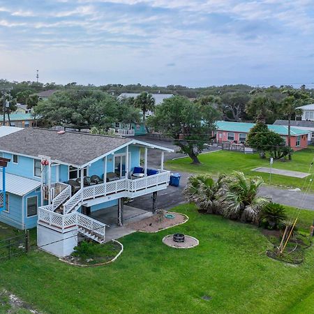 Beautiful Rockport Townhome - Walk To Aransas Bay! エクステリア 写真