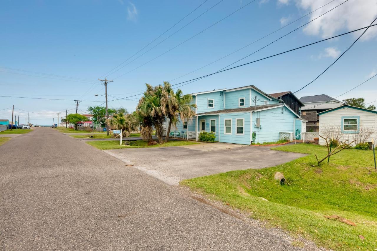 Beautiful Rockport Townhome - Walk To Aransas Bay! エクステリア 写真