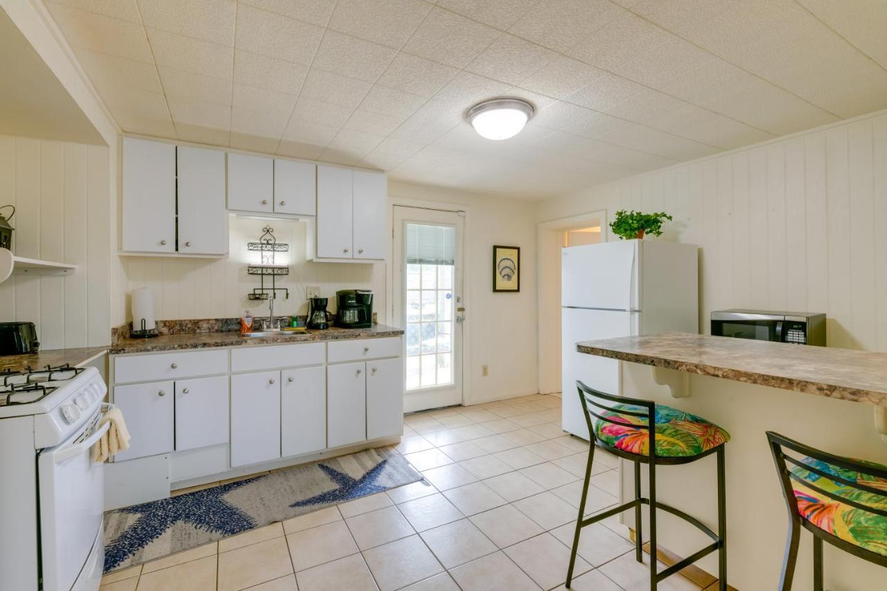 Beautiful Rockport Townhome - Walk To Aransas Bay! エクステリア 写真